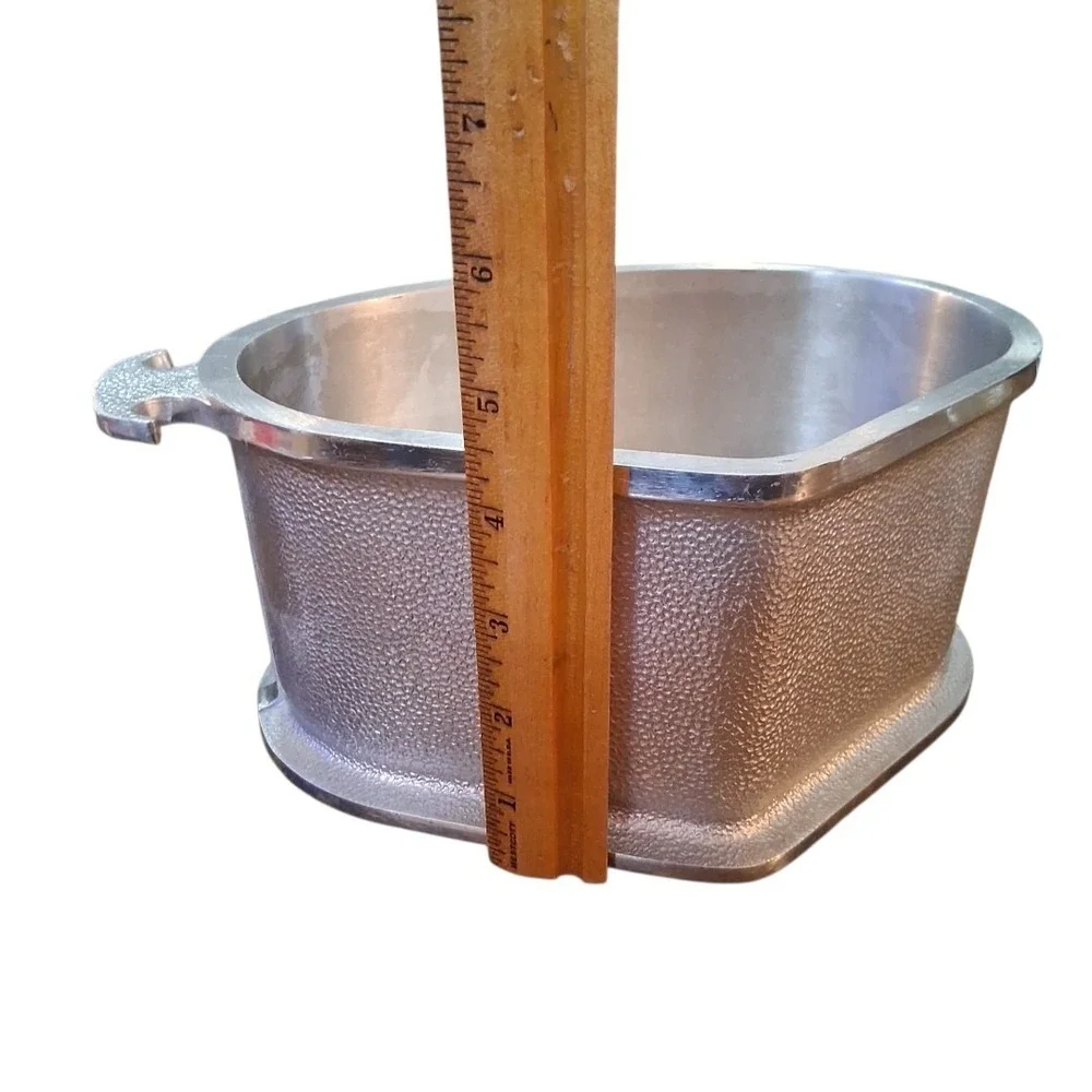 Vtg Guardian Service Hammered Aluminum Triangular Casserole 2.5Qt w/Glass Lid